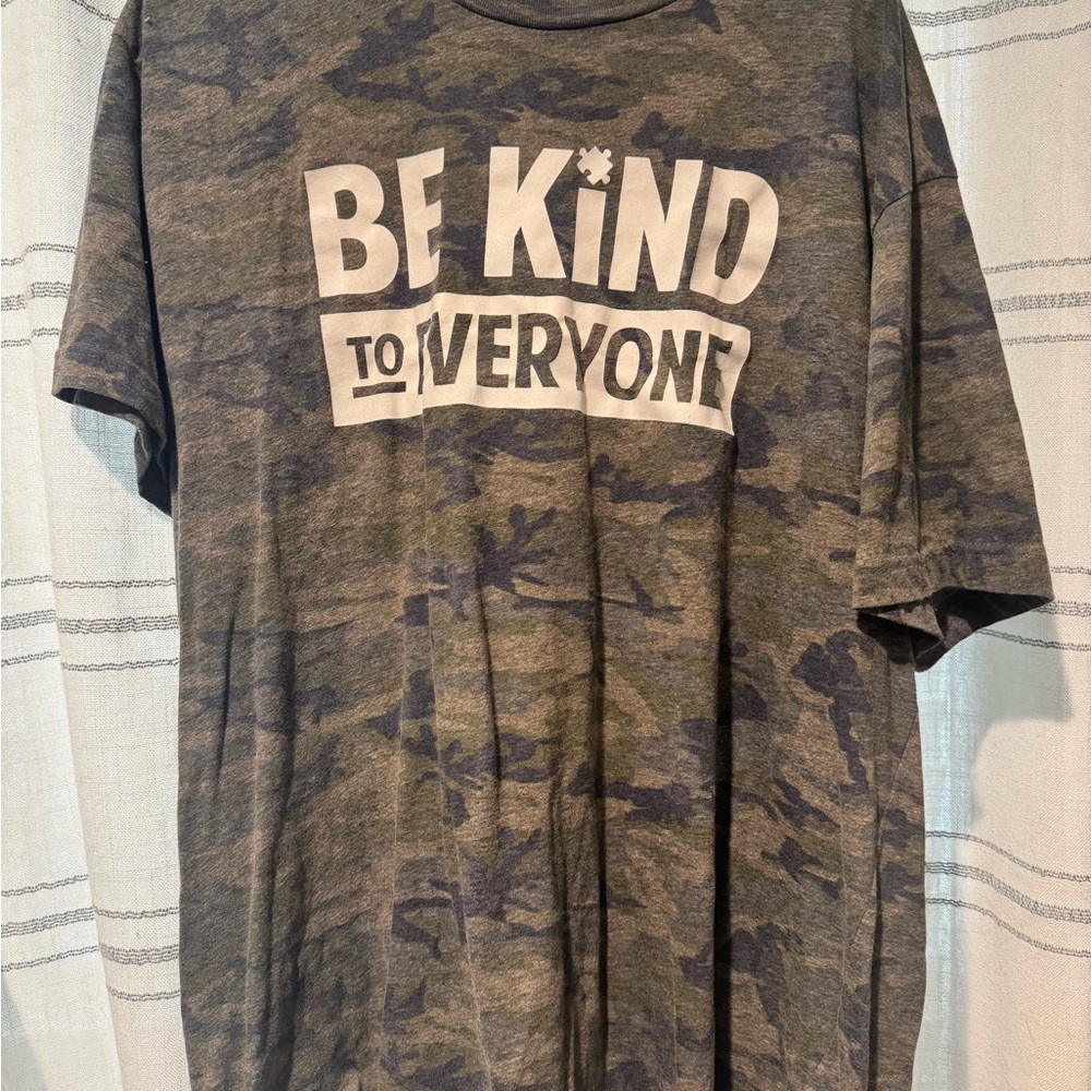 Camo Graphic T-Shirt